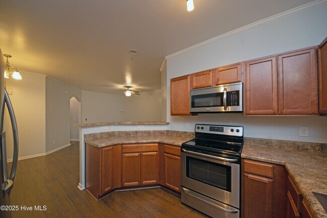 Building Photo - 219 Caldwell Loop