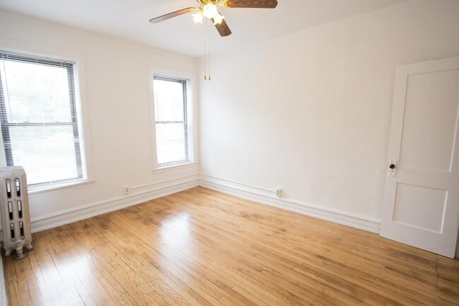 Floorplan - 5300-5308 S. Greenwood Avenue