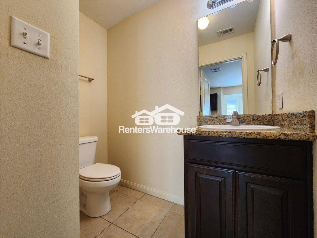 Building Photo - 1714 Doyle Ct