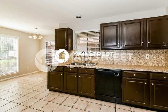 Building Photo - 3 Bedroom Pet-Friendly Home in Plano, TX with Main Street Renewal