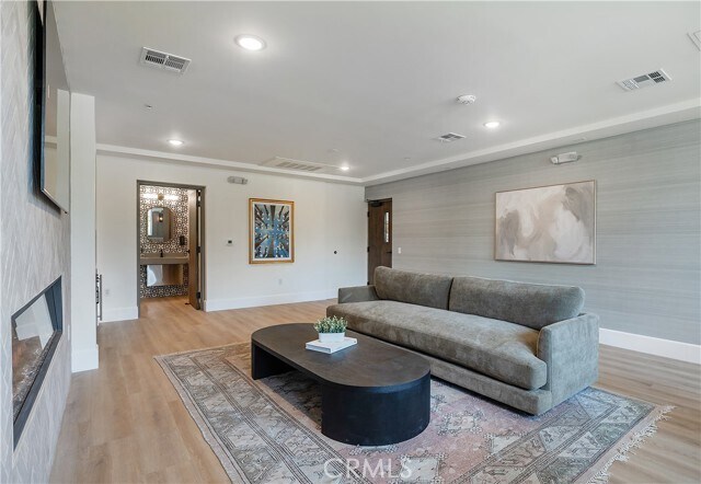 Building Photo - 1303 Orange Grove Ave