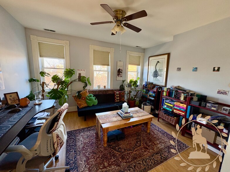 Building Photo - 211 E Mt Royal Ave