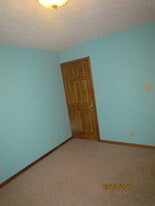 Building Photo - 1838 Mahan Ave
