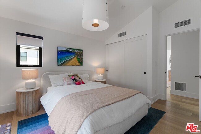 Building Photo - 929 Marco Pl