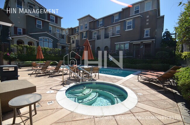 Building Photo - 115 Ede Ln