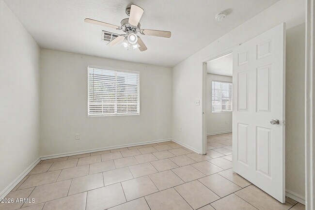 Building Photo - 3126 N 68th St