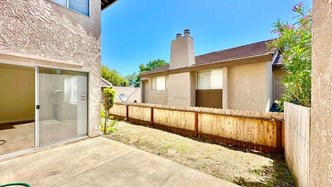 Building Photo - Lovely Downstairs, Entry Level Condo Unit with Garage and Private Yard Space in Downtown Fallbrook!