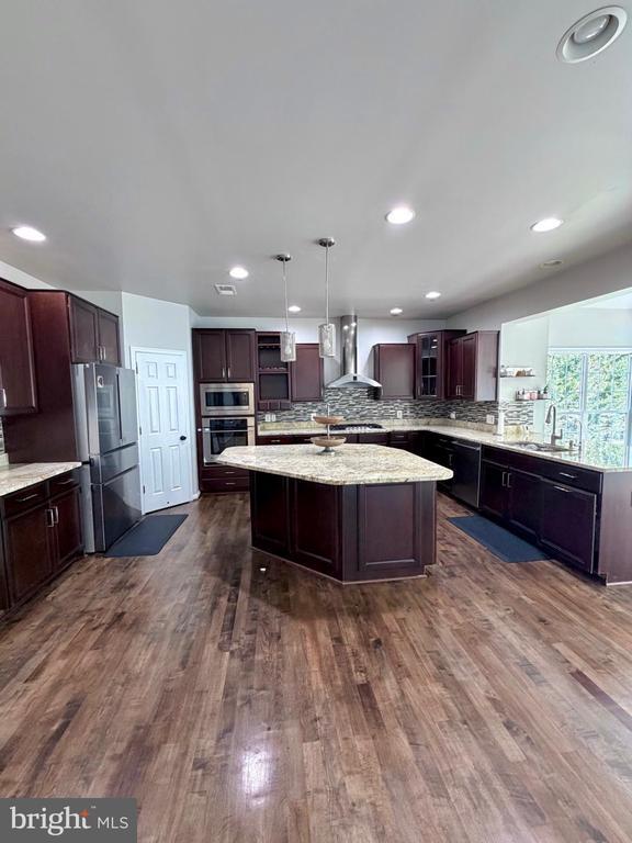 Building Photo - 43219 Amberleigh Farm Dr