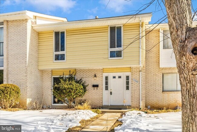 Building Photo - 17707 Amity Dr