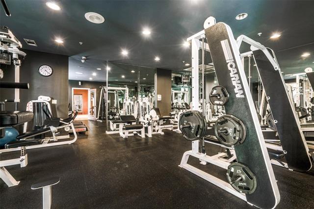 Building Photo - 3225 Turtle Creek Blvd Blvd
