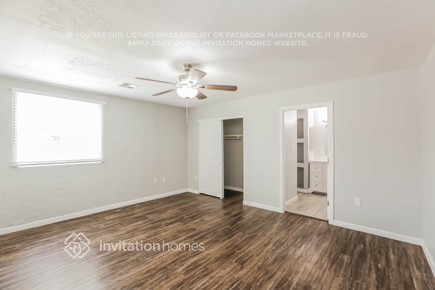 Building Photo - 11235 W Hopi St