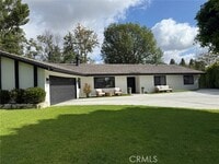 Building Photo - 1530 Robin Way
