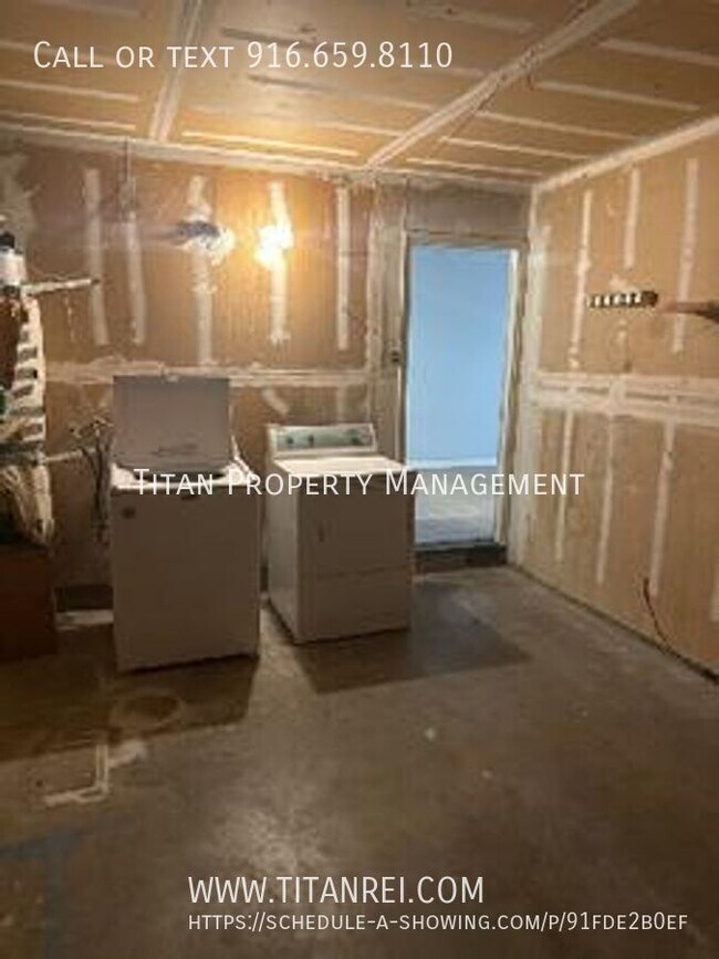 Building Photo - 9622 Arlisson Dr