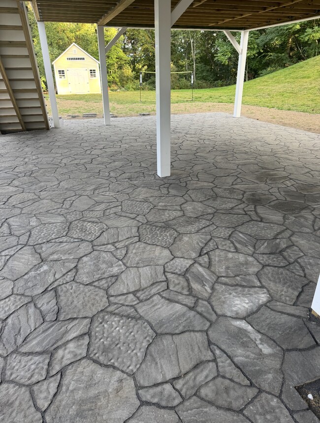 Building Photo - 25 Thornton Ave