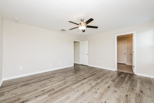 Building Photo - 13903 Arbor Pines Dr