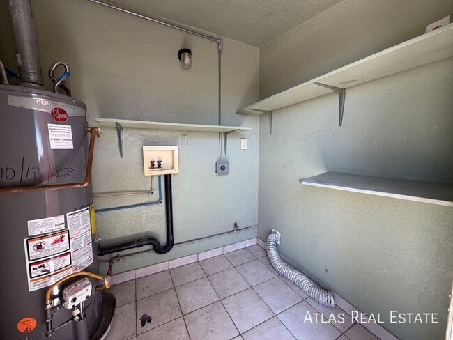 Building Photo - 1932 S Campbell Ave