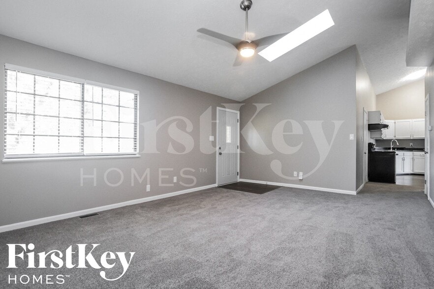 Building Photo - 7445 Glensford Dr