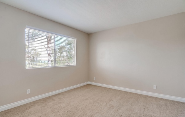 Building Photo - Your Dream Home Awaits on a Peaceful Cul-d...