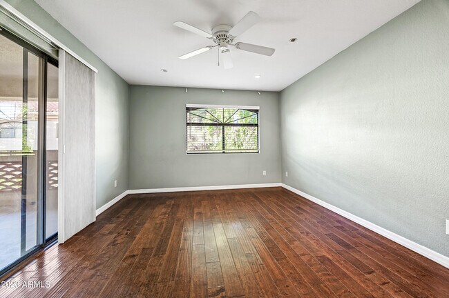 Building Photo - 5104 N 32nd St