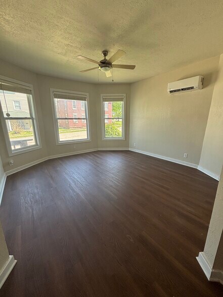 Building Photo - 1107 Ferry St