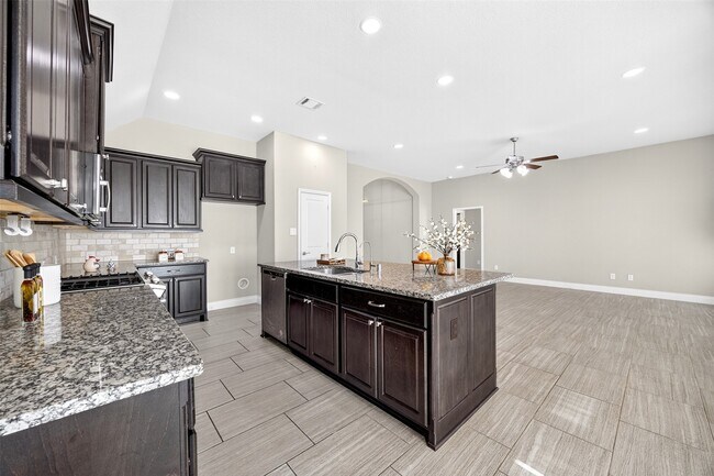 Building Photo - 5126 Jibe Ho Ln