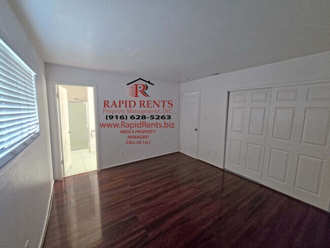 Building Photo - 1622 Sandalwood Dr