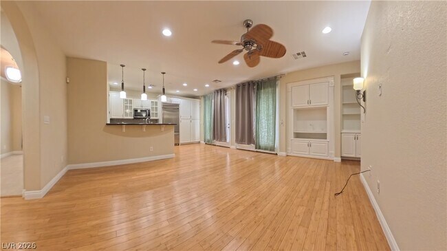 Building Photo - 1274 Calcione Dr