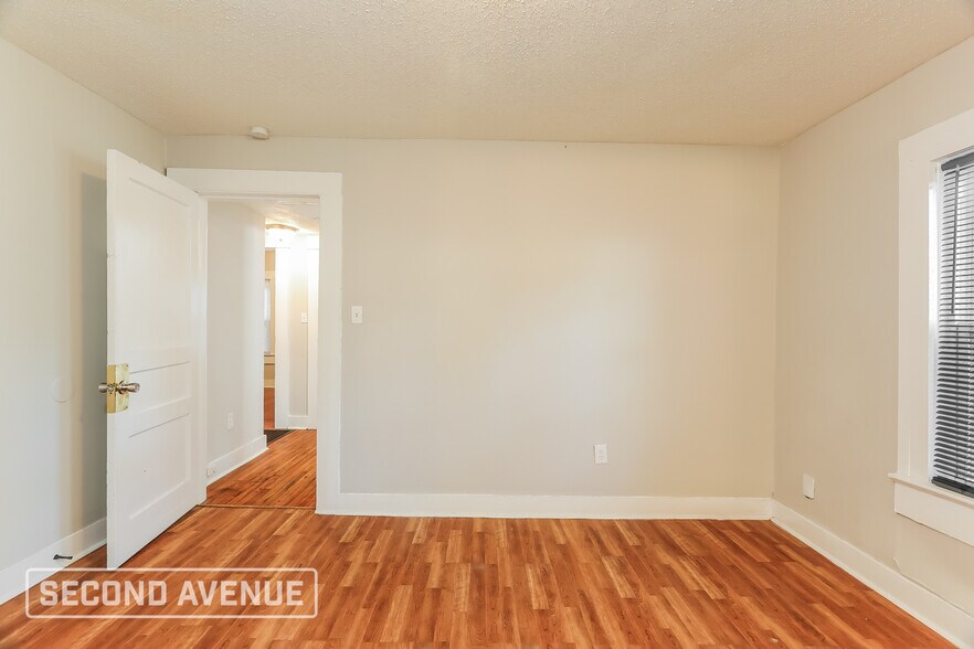 Building Photo - 349 Robison Dr