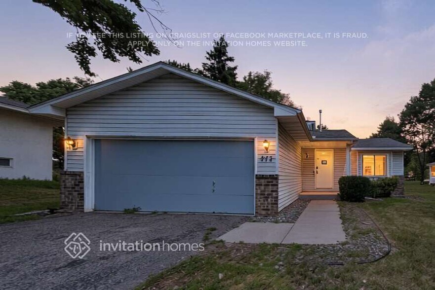 Building Photo - 473 124th Ln NW
