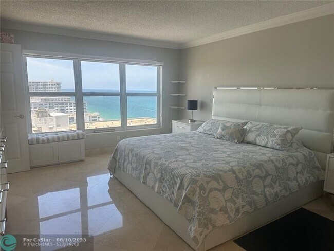 Building Photo - 3500 Galt Ocean Dr