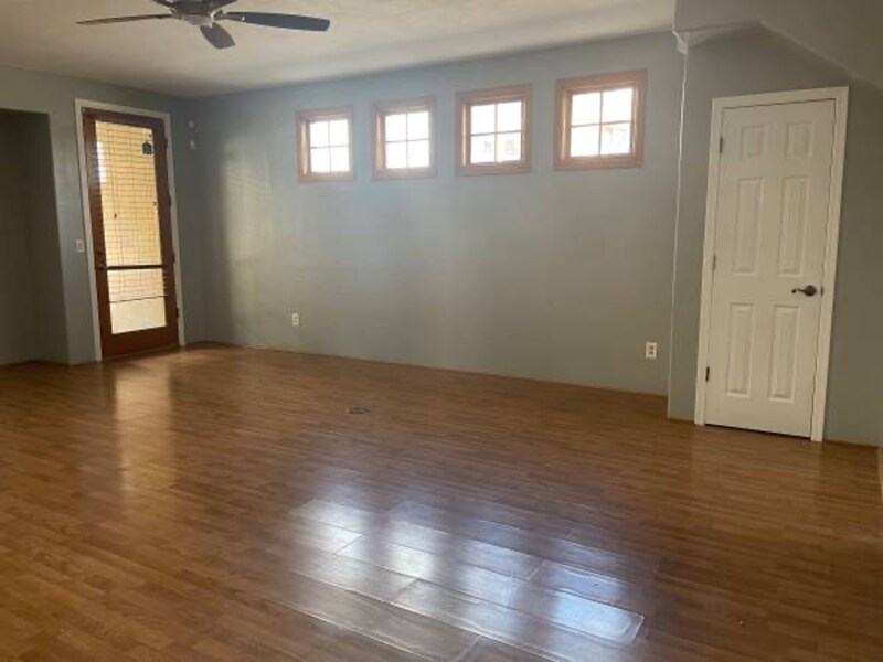 Building Photo - 635 Harvill Dr