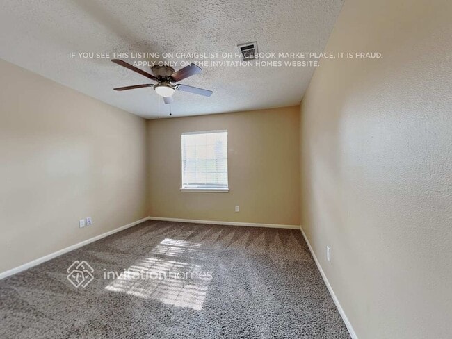 Building Photo - 4814 Wind Chimes Dr