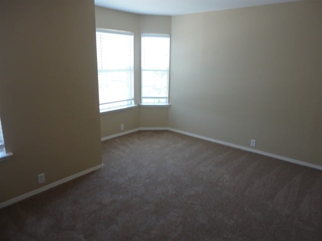 Building Photo - 1210 Mule Deer Dr