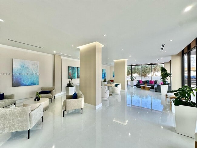 Building Photo - 2401 S Ocean Dr