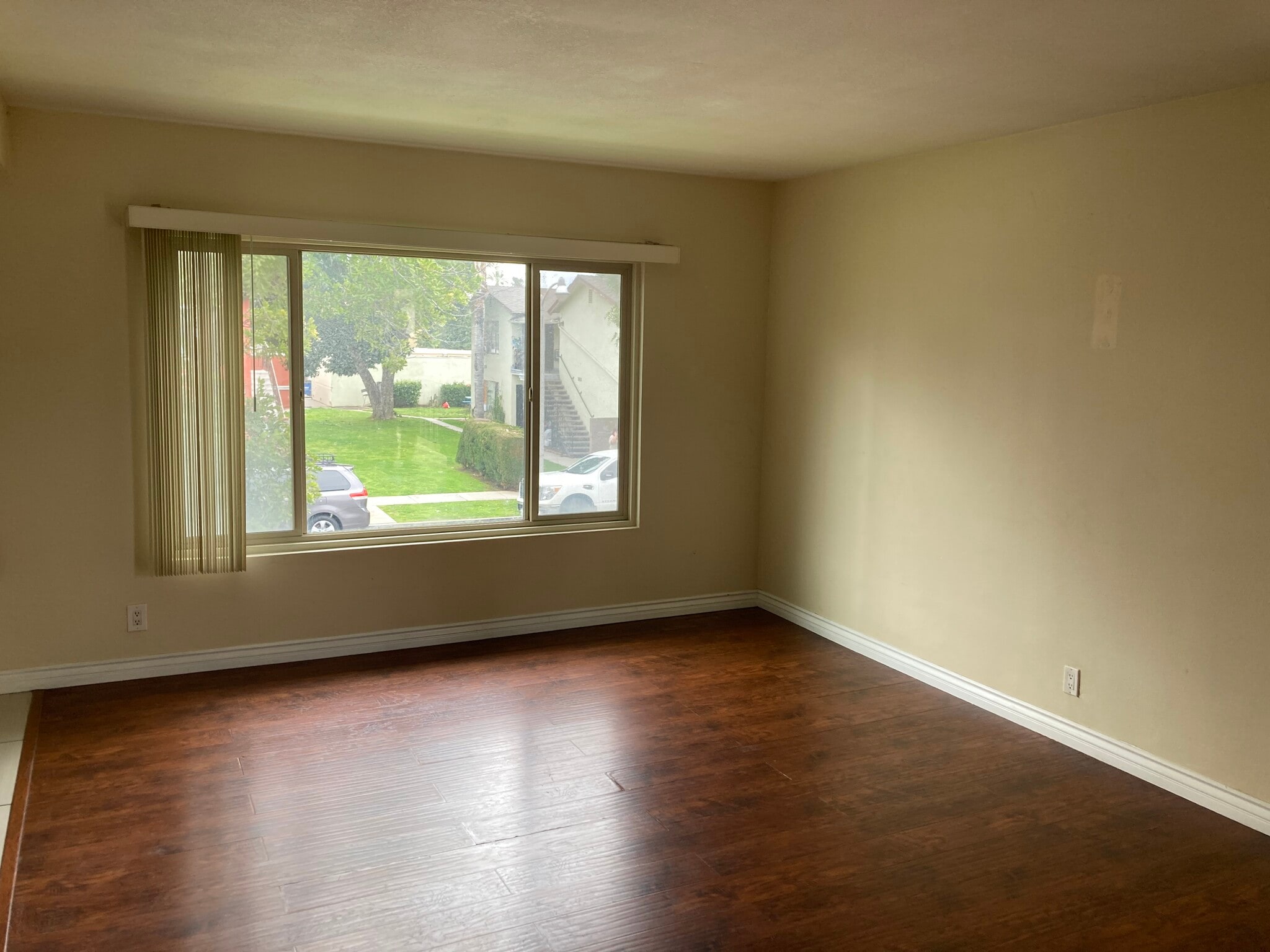 Building Photo - 1001 S Tamarack Dr