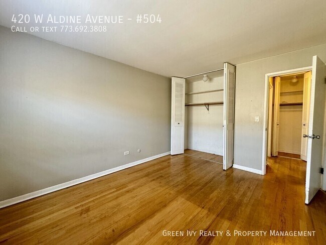 Building Photo - 420 W Aldine Ave