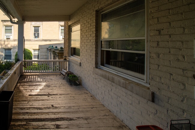 Building Photo - 1645 W Estes Ave