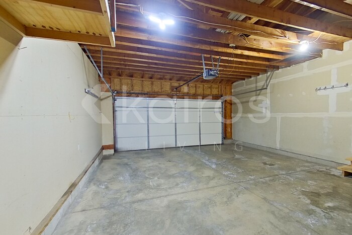Building Photo - 6155 Brie Ave