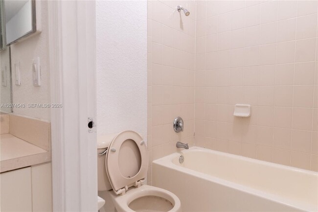 Building Photo - 1410 S Santa Catalina Cir