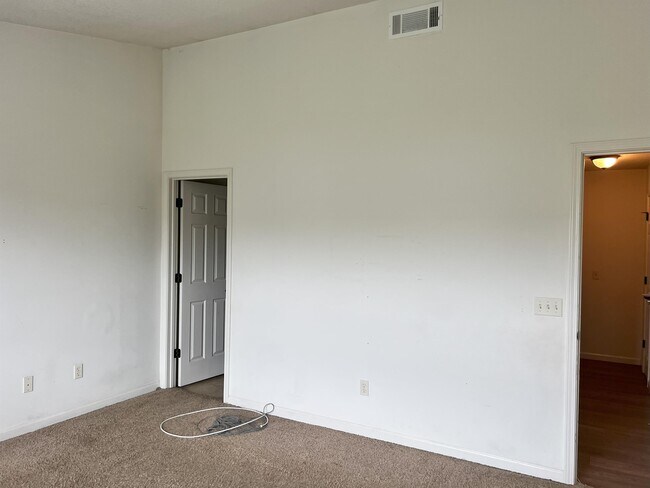 Building Photo - 12331 Hummingbird Cove