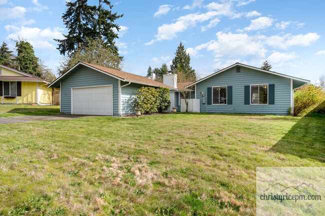 Building Photo - 2107 SE 21st Ct