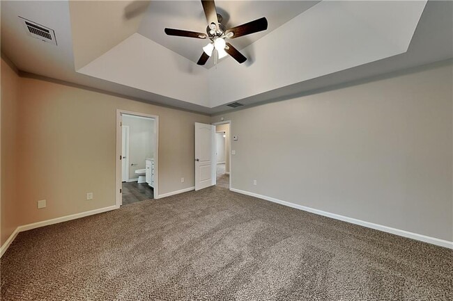 Building Photo - 383 Kyles Cir