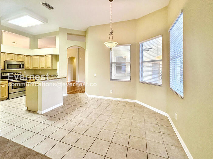 Building Photo - 7002 Potomac Cir