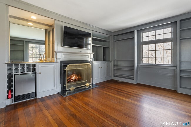 Building Photo - 145 Lyons Plain Rd