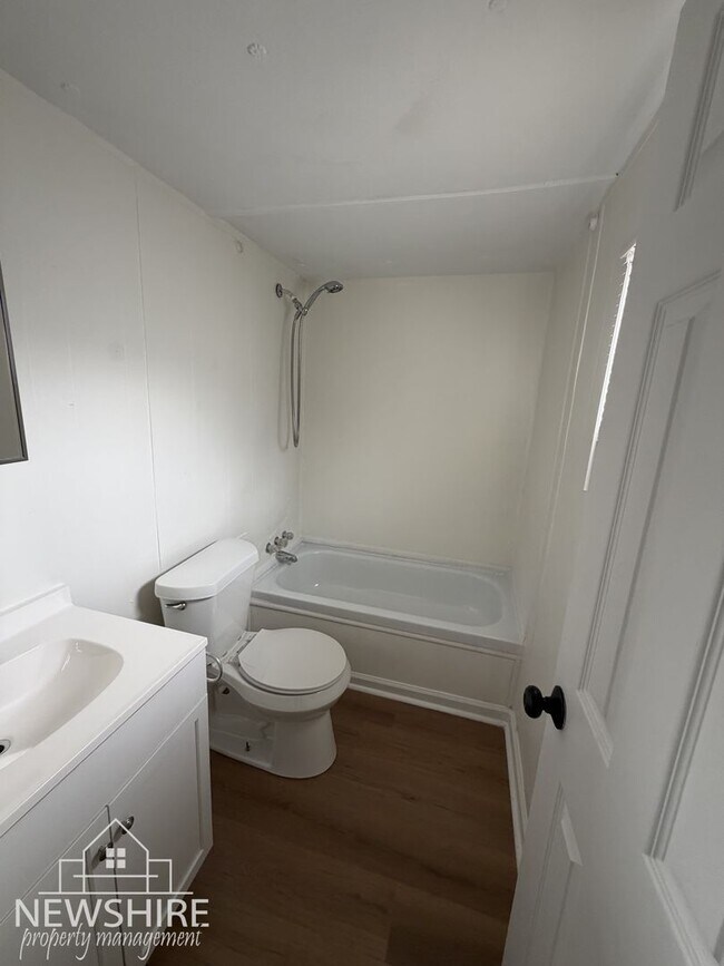 Building Photo - 1139 Ridgecrest Ave