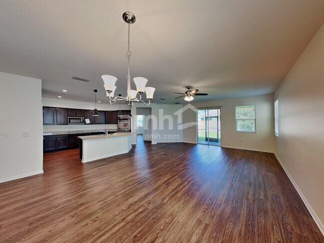 Building Photo - 5116 Piazza Loop