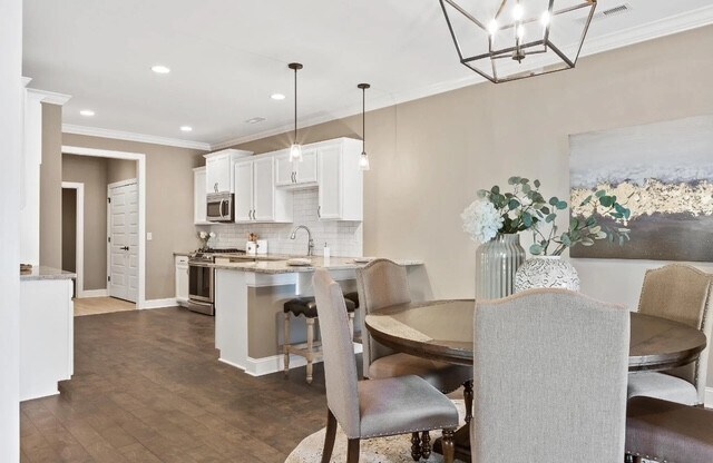 Building Photo - 3306 Stonecreek Dr