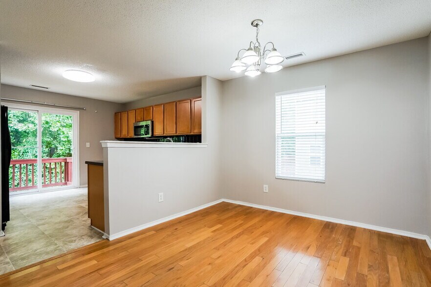 Building Photo - 3129 Varcroft Rd