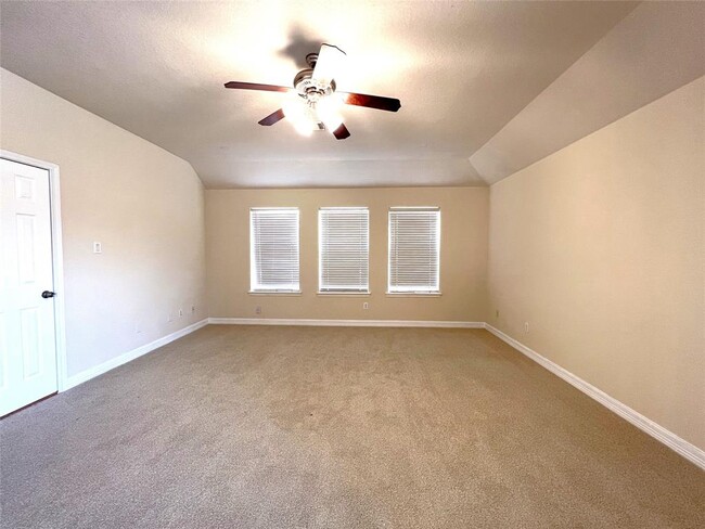 Building Photo - 5307 Riverstone Crossing Dr