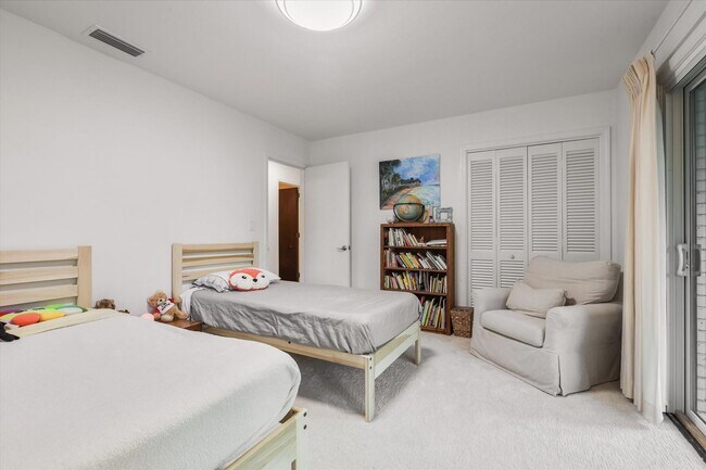 Building Photo - Mid-Century Home in Killearn Estates